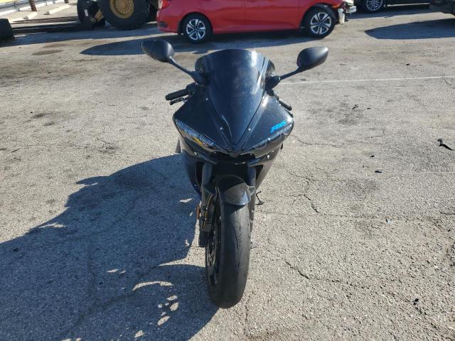 YAMAHA YZFR6 L 2005 blue  gas JYARJ06E75A024624 photo #3