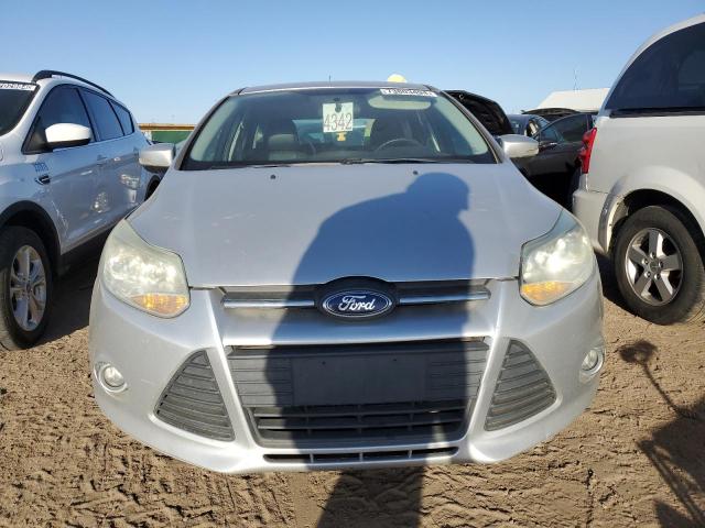 VIN 1FADP3K22EL381777 2014 Ford Focus, SE no.5