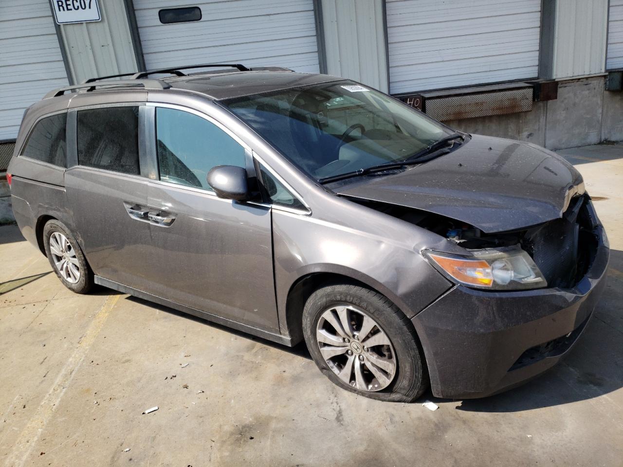 Lot #2845818831 2016 HONDA ODYSSEY EX