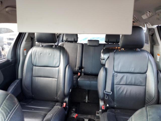 2016 TOYOTA SIENNA SE 5TDXK3DC9GS755217