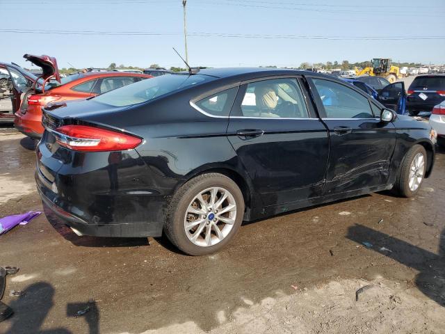 VIN 3FA6P0H78HR219121 2017 Ford Fusion, SE no.3