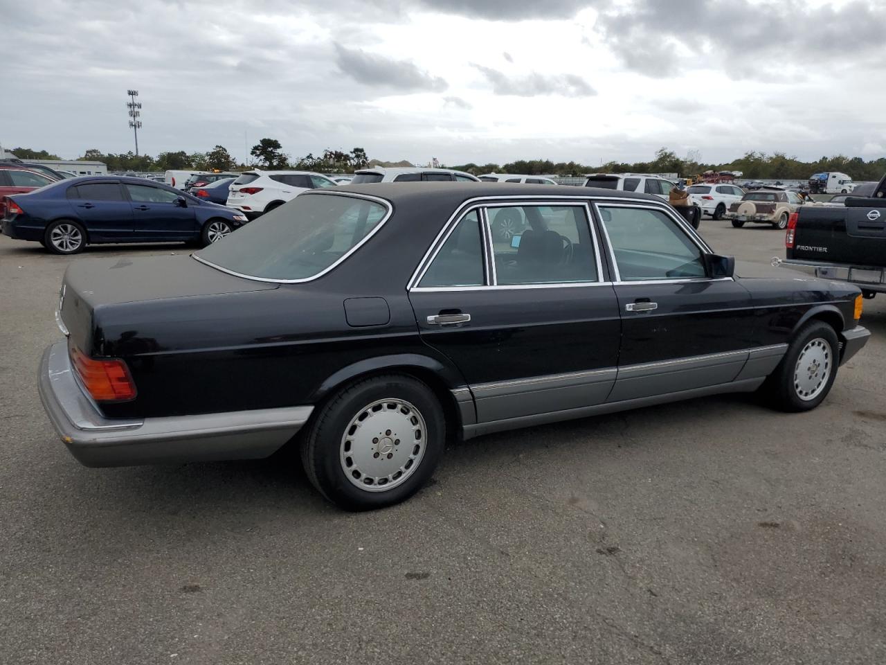 MERCEDES-BENZ 560 SEL 1990 black sedan 4d gas WDBCA39E7LA509137 photo #4