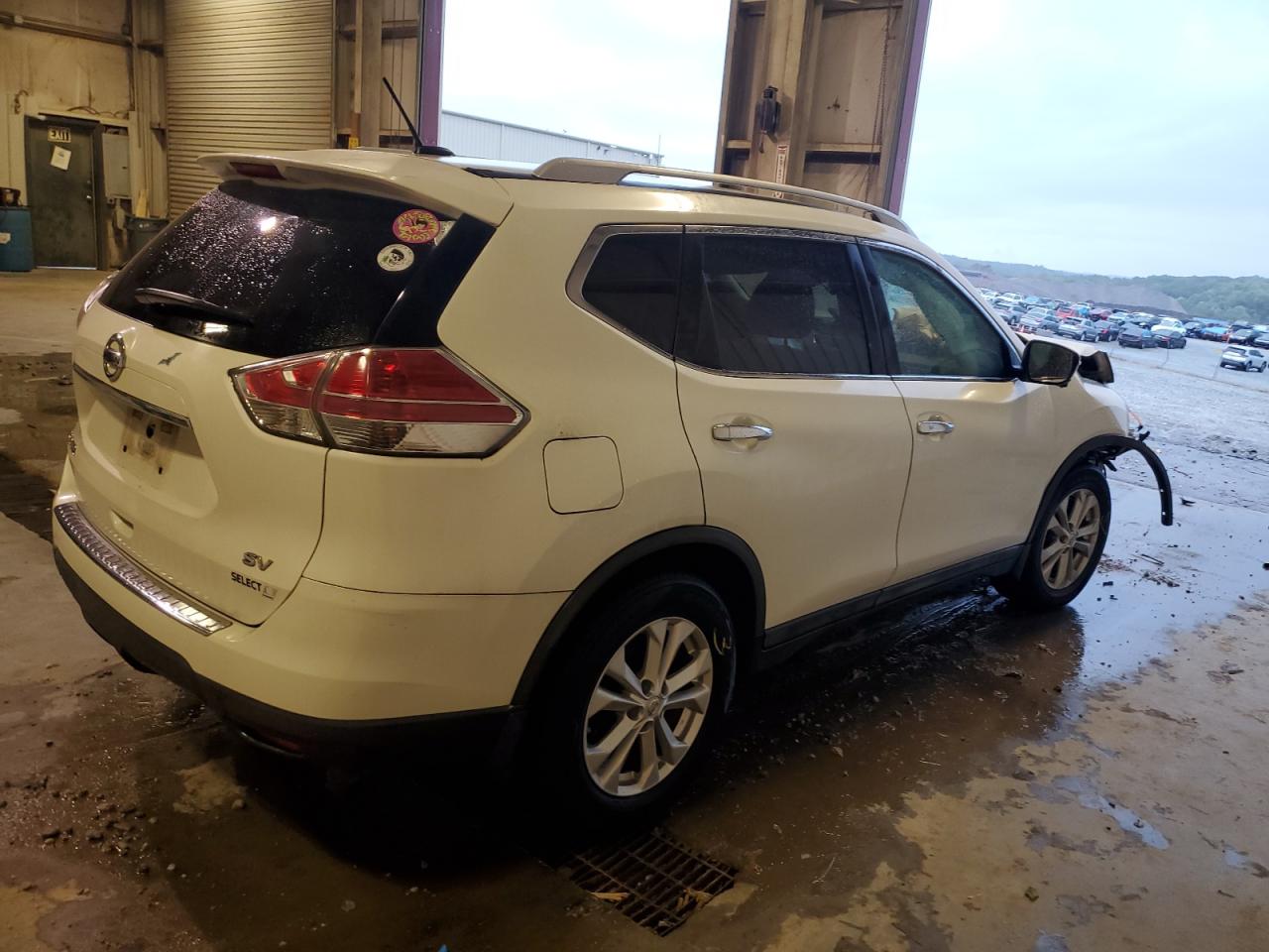 Lot #2892328477 2015 NISSAN ROGUE S