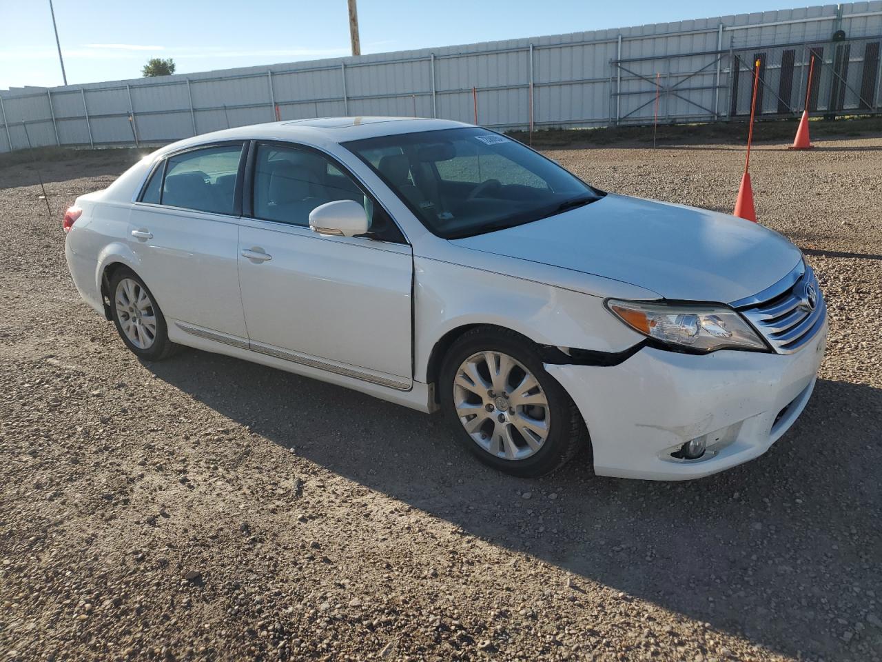 Lot #2880988995 2012 TOYOTA AVALON BAS