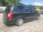 CHRYSLER TOWN & COU photo