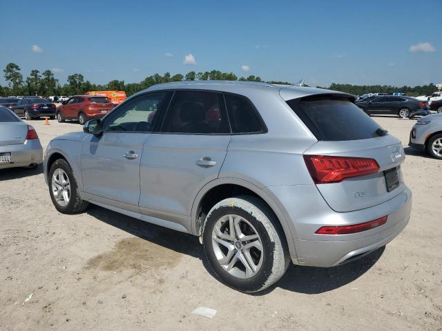 VIN WA1ANAFY6J2138747 2018 Audi Q5, Premium no.2