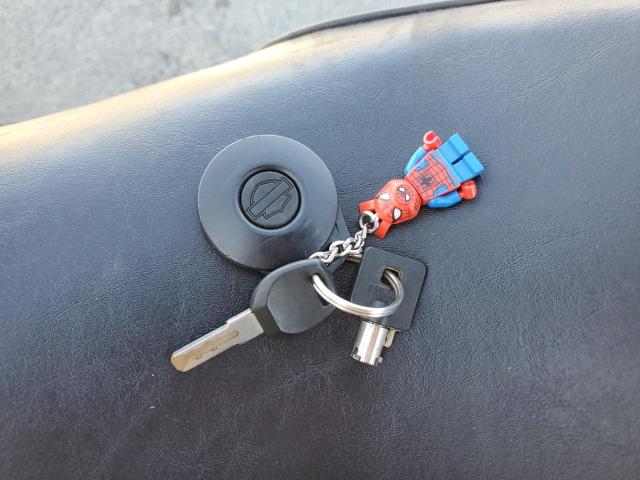 2004 HARLEY-DAVIDSON FXDI 1HD1GMW144K327016