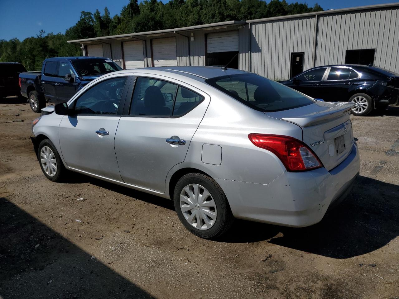 Lot #2862676636 2016 NISSAN VERSA S