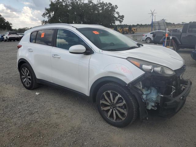 VIN KNDPN3AC8H7075820 2017 KIA Sportage, EX no.4