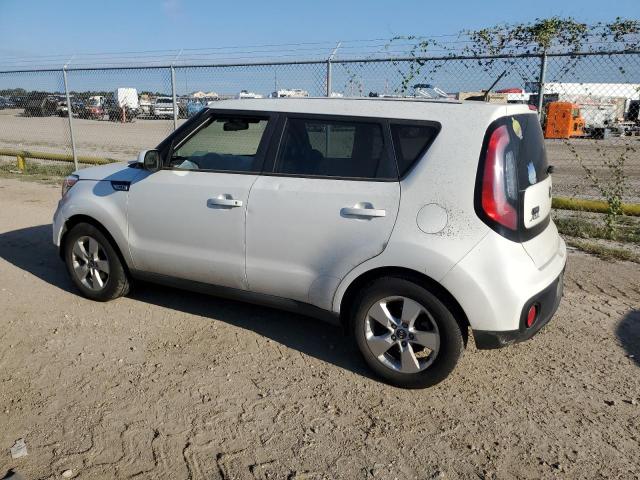 VIN KNDJN2A23J7606399 2018 KIA Soul no.2