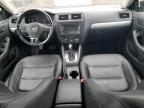 VOLKSWAGEN JETTA SE photo