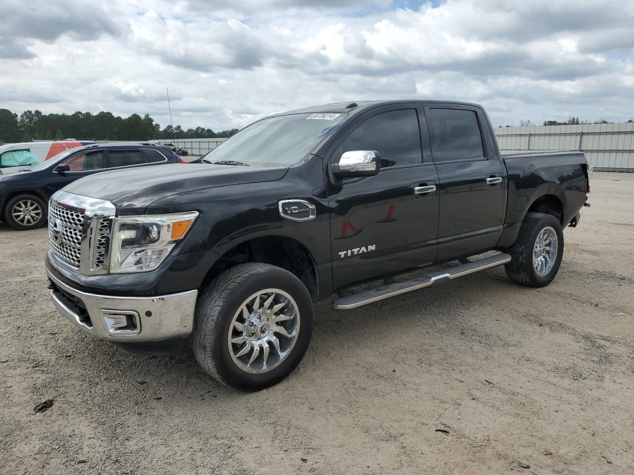 Lot #2923777585 2017 NISSAN TITAN SV