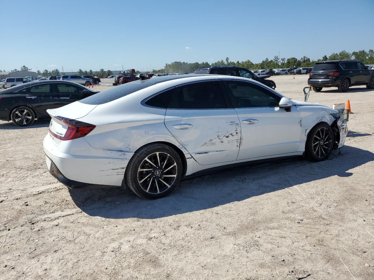 Lot #2953000714 2021 HYUNDAI SONATA LIM