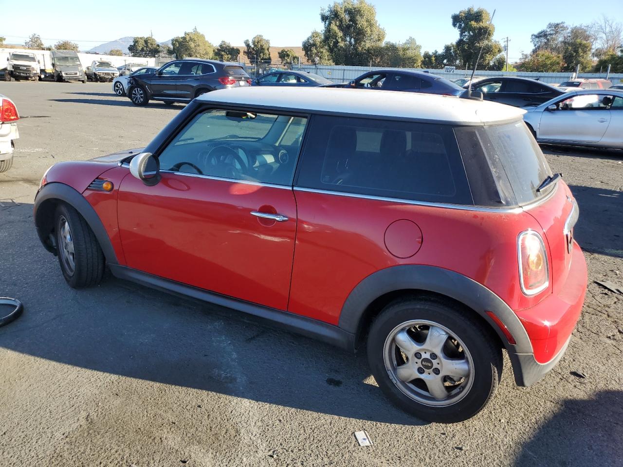 MINI COOPER 2009 red hatchbac gas WMWMF33599TW71331 photo #3