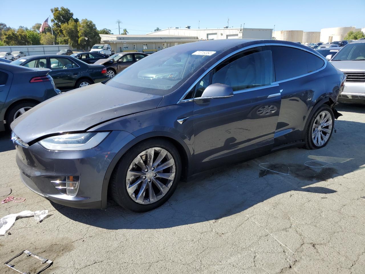 Tesla Model X 2020 