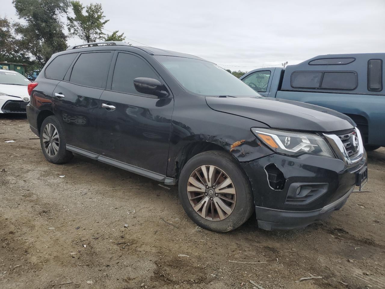 Lot #2871944948 2017 NISSAN PATHFINDER