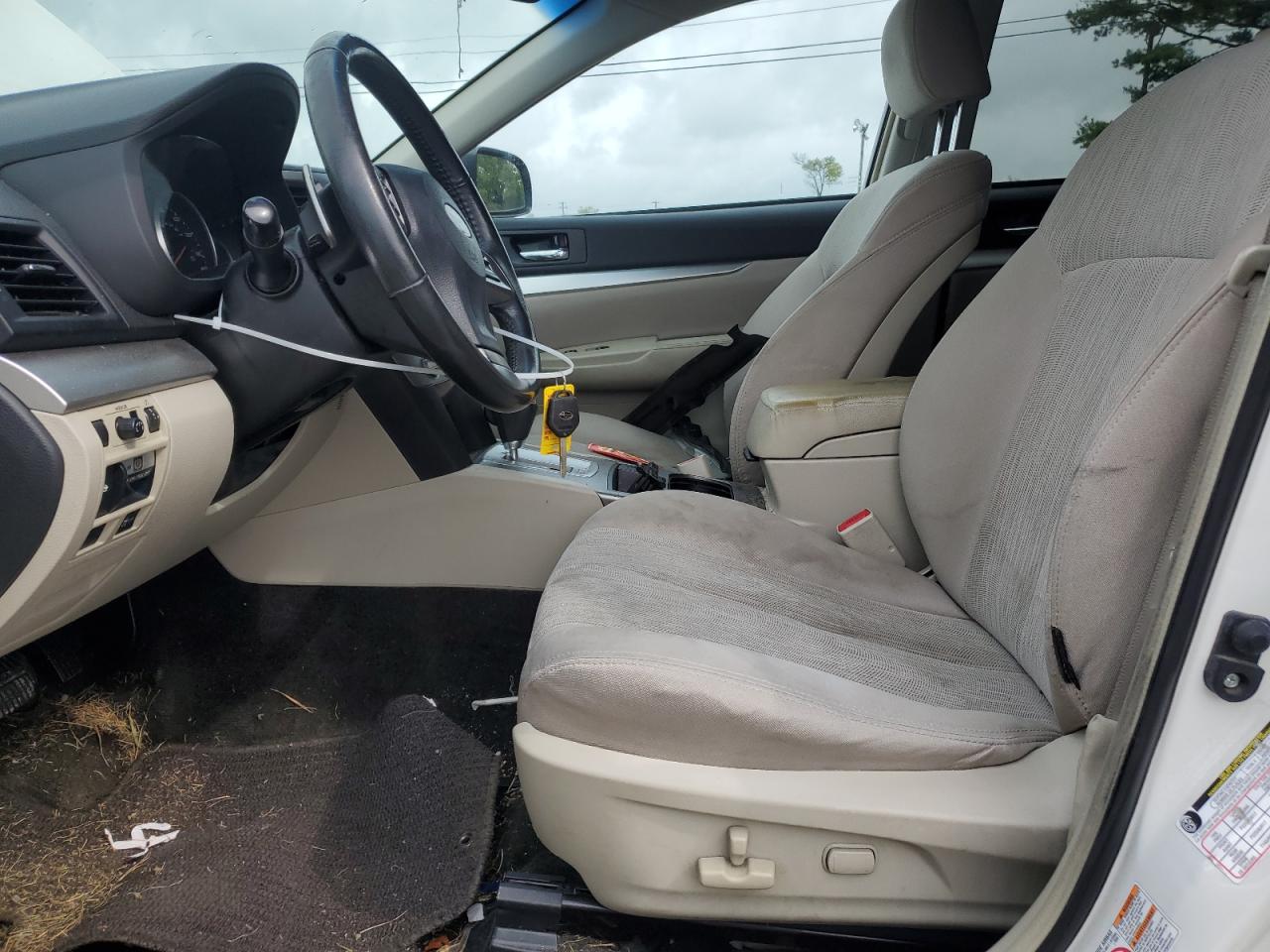 Lot #2905080133 2013 SUBARU OUTBACK 2.