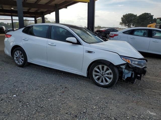 VIN 5XXGU4L30JG227933 2018 KIA Optima, EX no.4