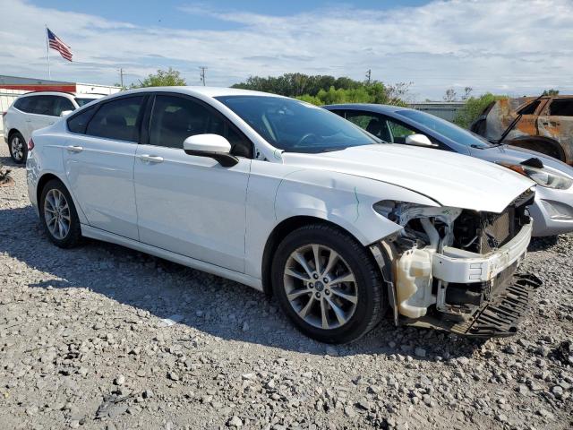 VIN 3FA6P0HD1HR199784 2017 Ford Fusion, SE no.4