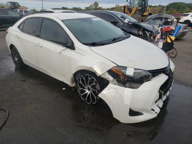 VIN 5YFBURHEXKP890131 2019 Toyota Corolla, L no.4