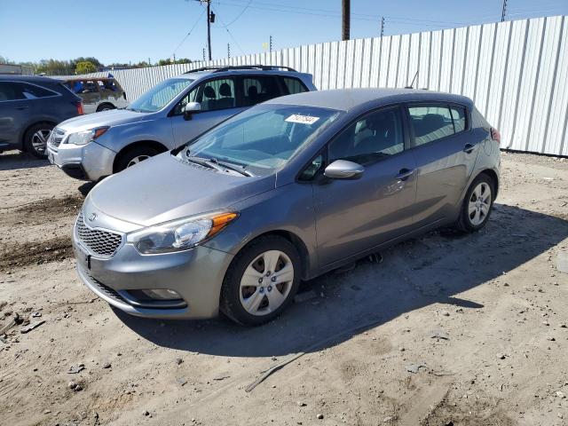 VIN KNAFK5A8XG5655833 2016 KIA Forte, LX no.1