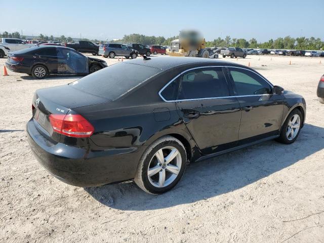 1VWBS7A30FC018149 Volkswagen Passat Se 2015
