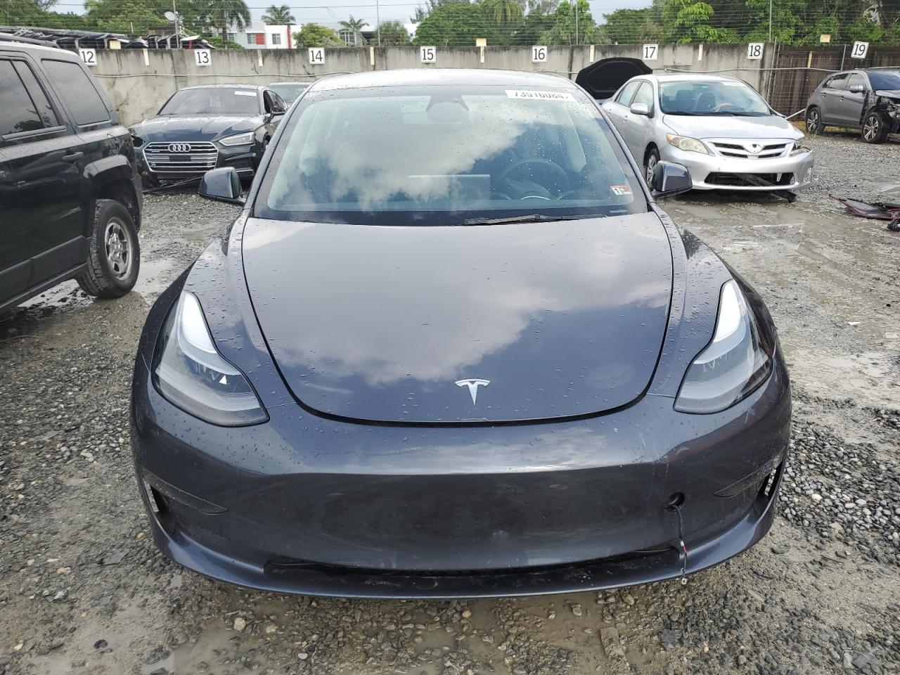 Lot #2869107260 2023 TESLA MODEL 3