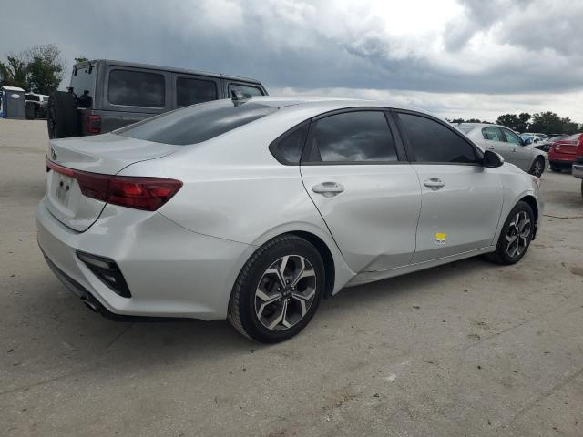 VIN 3KPF24AD1KE085616 2019 KIA Forte, FE no.3