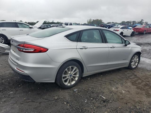 VIN 3FA6P0LU4KR192777 2019 Ford Fusion, SE no.3