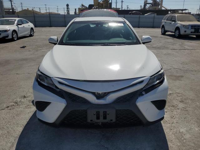 VIN 4T1B11HK7JU563991 2018 Toyota Camry, L no.5