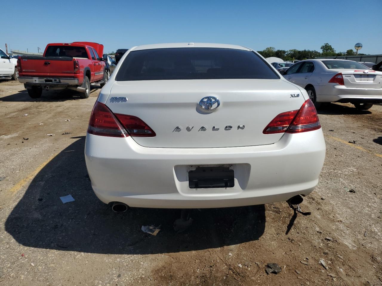 Lot #2972358441 2010 TOYOTA AVALON XL