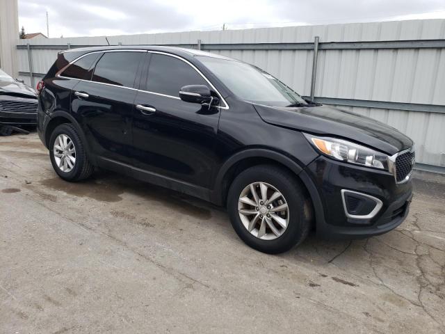 VIN 5XYPG4A32JG431817 2018 KIA Sorento, LX no.4