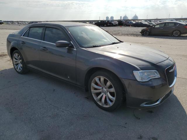 VIN 2C3CCAAG0KH556074 2019 Chrysler 300, Touring no.4