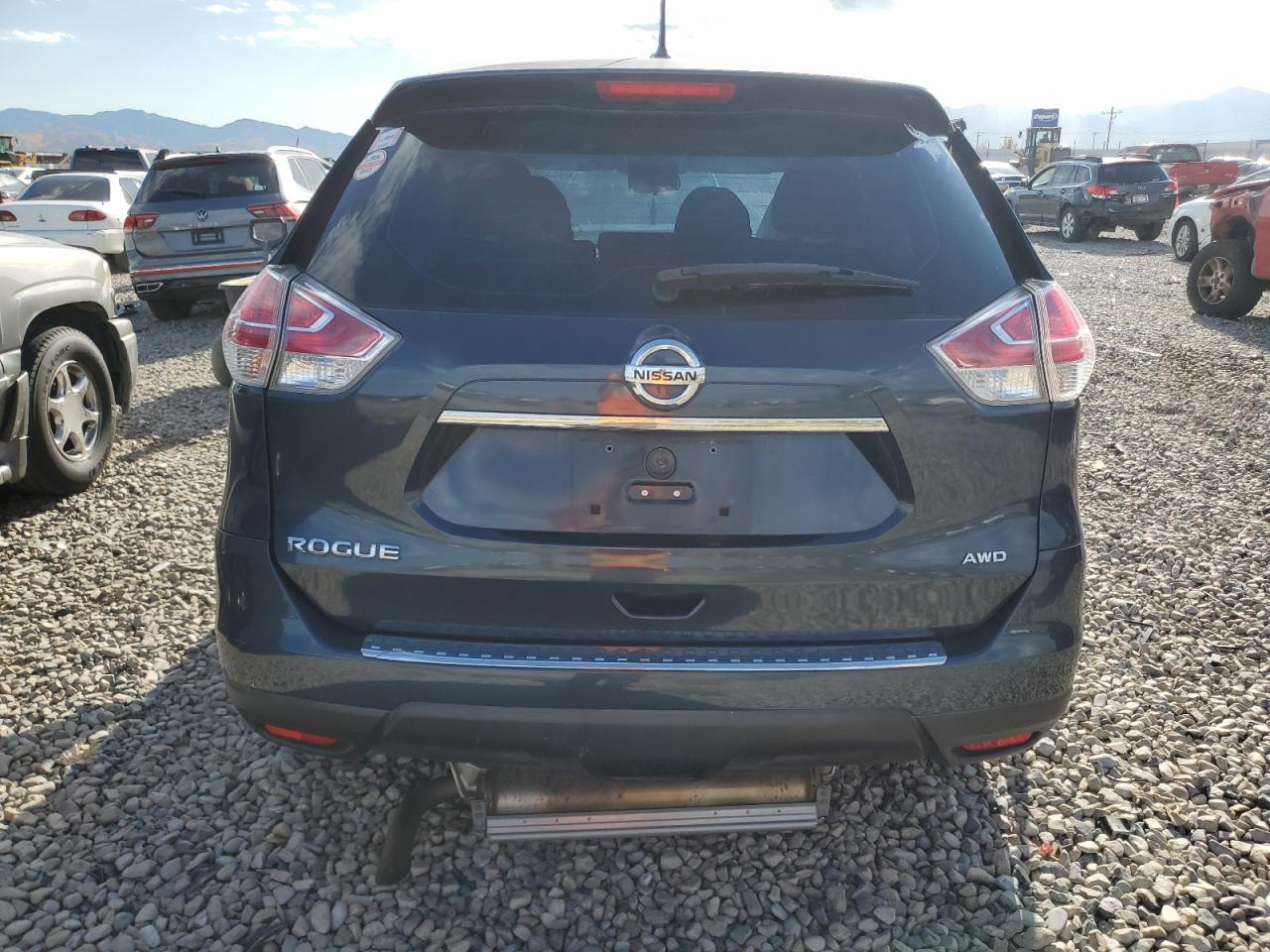 Lot #2962625762 2015 NISSAN ROGUE S