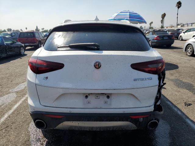 VIN ZASFAKAN5J7B69315 2018 ALFA ROMEO STELVIO no.6