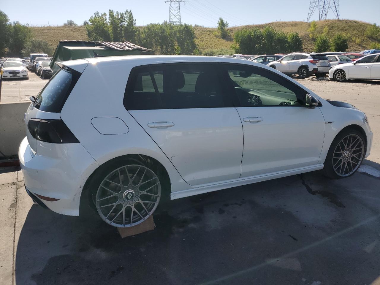 Lot #2870005587 2017 VOLKSWAGEN GOLF R