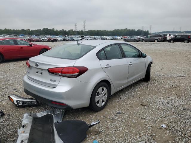 VIN 3KPFK4A7XHE116087 2017 KIA Forte, LX no.3