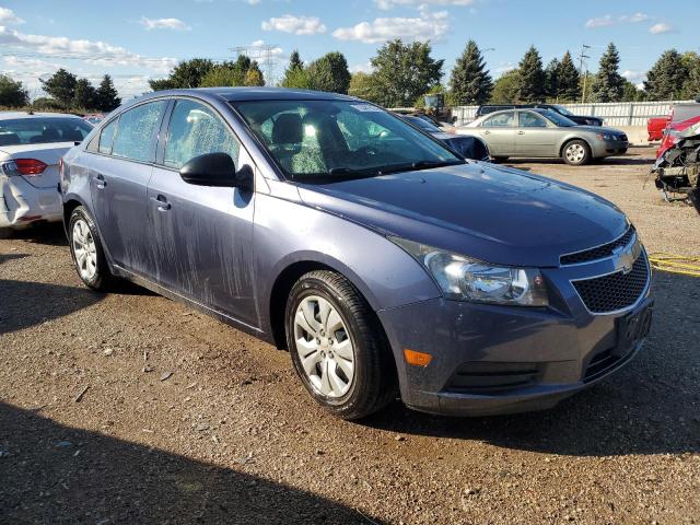 VIN 1G1PA5SH2D7318428 2013 Chevrolet Cruze, LS no.4