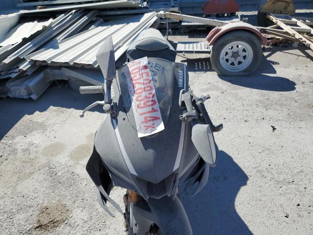 2019 YAMAHA YZFR3 MH3RH17Y5KK001221