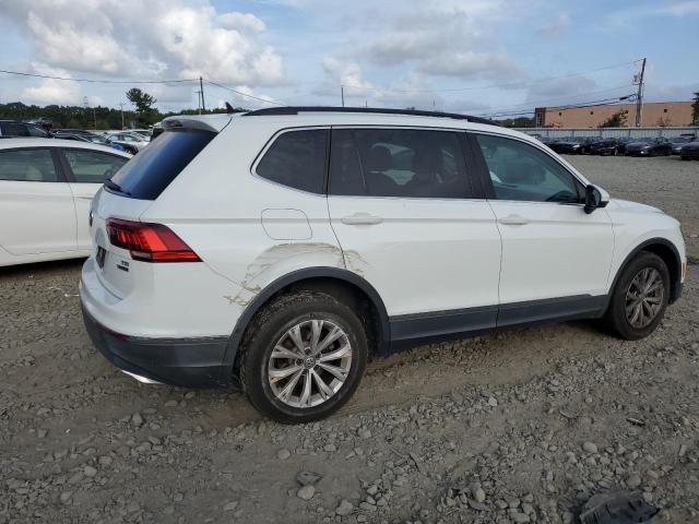 VIN 3VV2B7AX3JM130362 2018 Volkswagen Tiguan, SE no.3