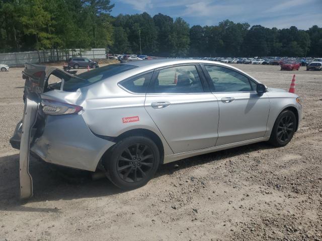 VIN 3FA6P0HD4HR332294 2017 Ford Fusion, SE no.3