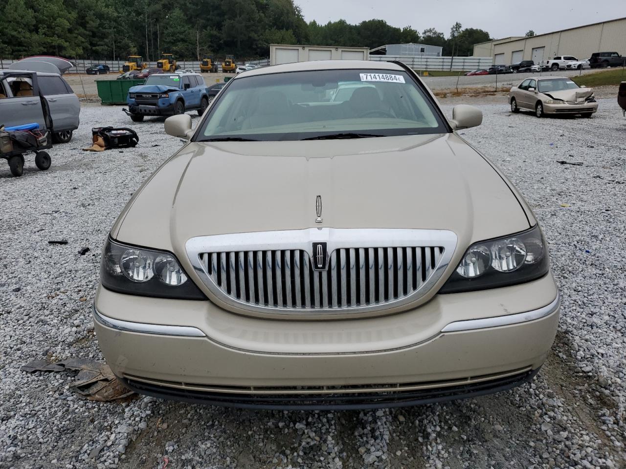 Lot #2926347357 2006 LINCOLN TOWN CAR D