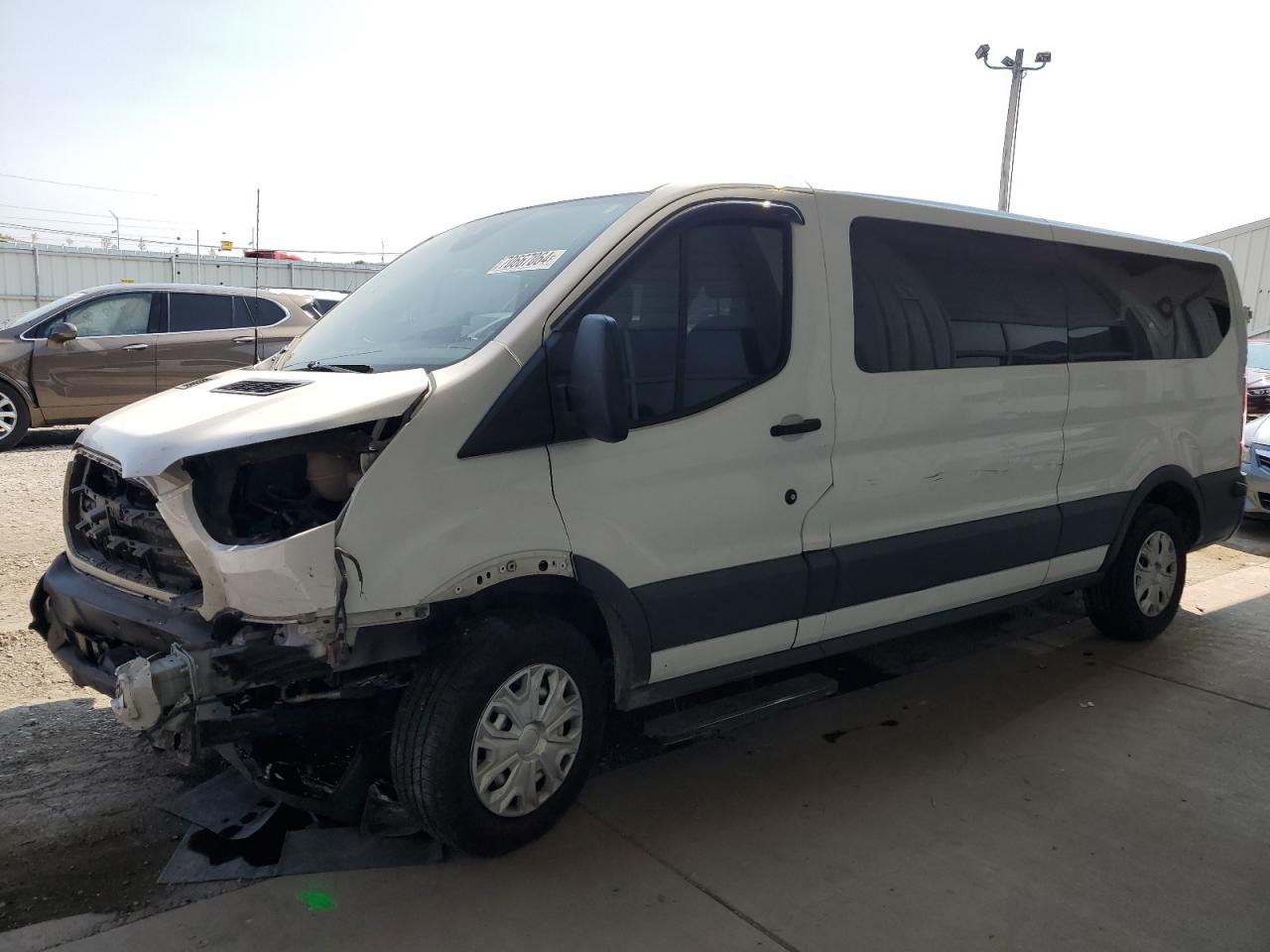 Ford Transit 2016 350