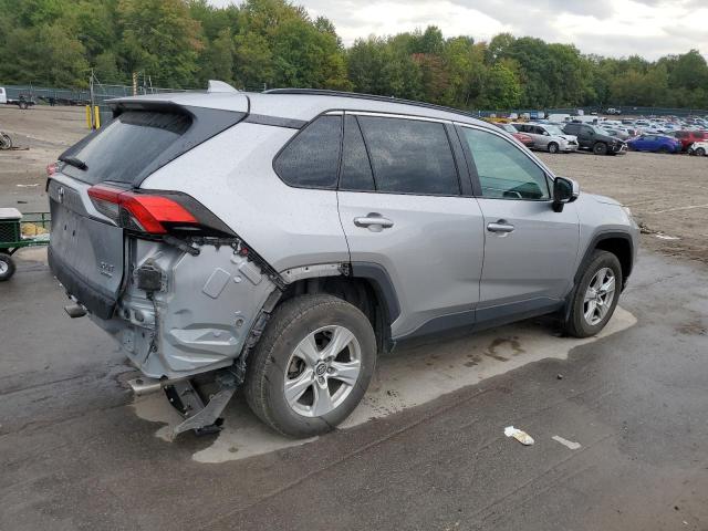 VIN 2T3P1RFV7LC120835 2020 Toyota RAV4, Xle no.3