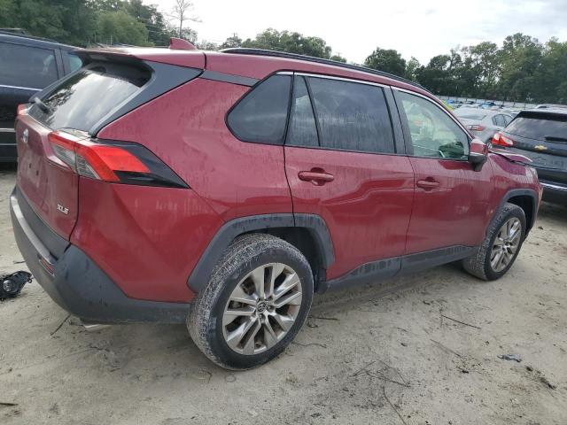 VIN JTMC1RFV1KD033974 2019 Toyota RAV4, Xle Premium no.3