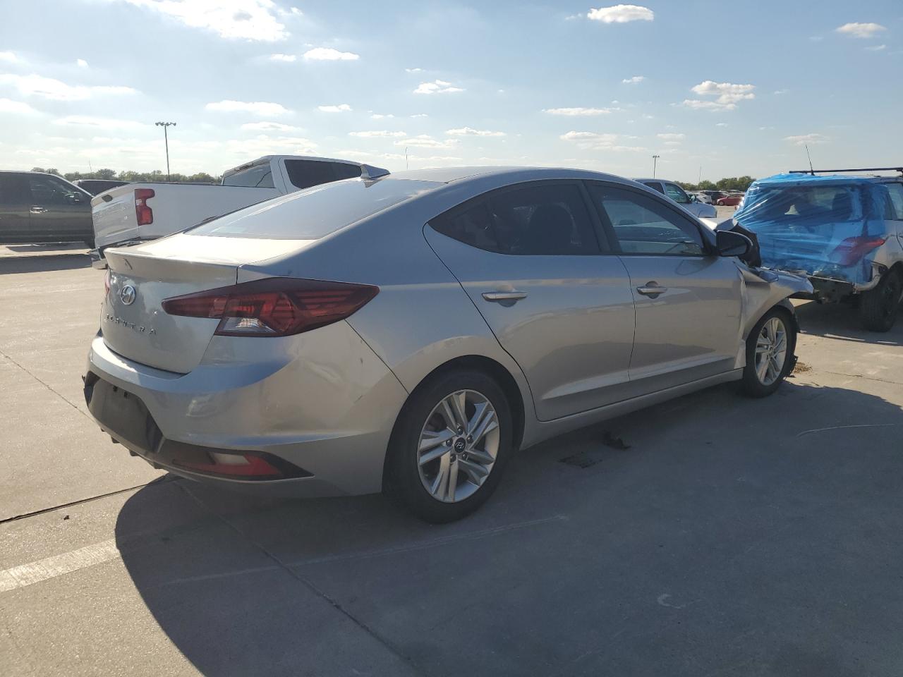 Lot #2955562561 2020 HYUNDAI ELANTRA SE