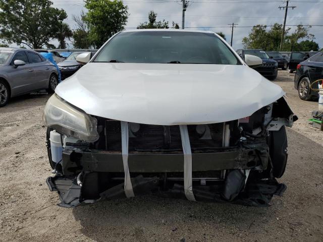 VIN 4T1BF1FK6HU441945 2017 Toyota Camry, LE no.5