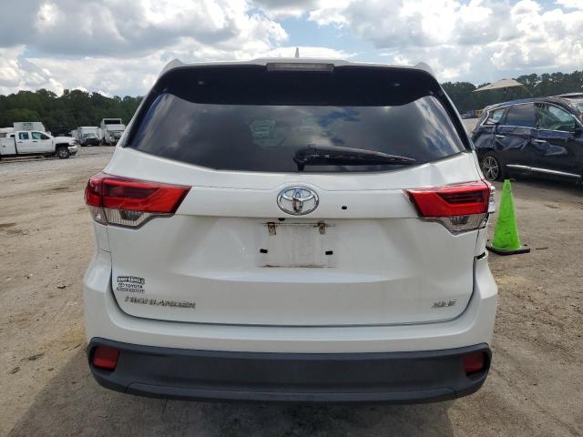 VIN 5TDKZRFH2JS540397 2018 Toyota Highlander, SE no.6