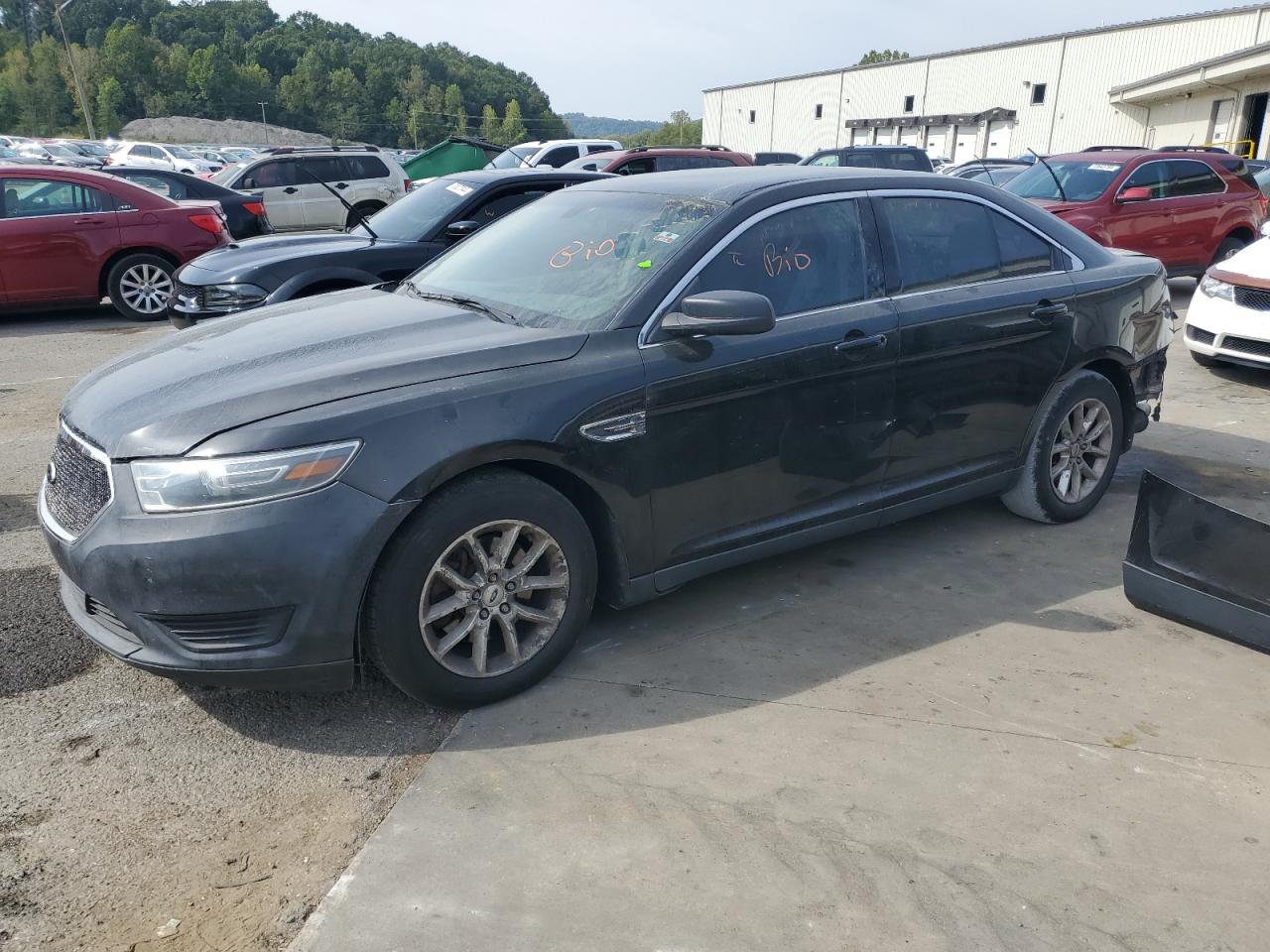 Lot #2828653141 2014 FORD TAURUS SE