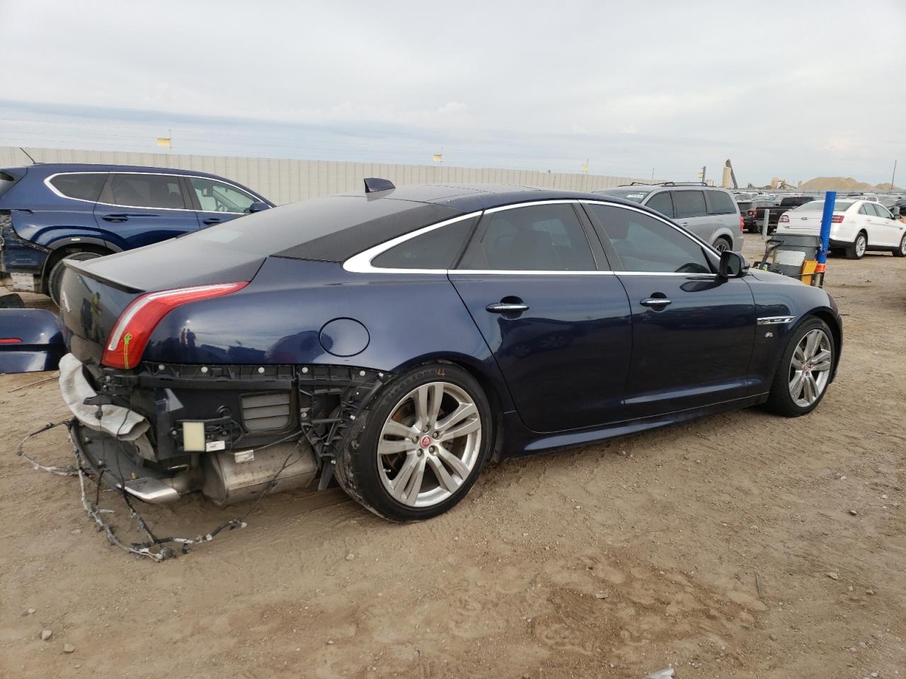 Lot #2979416595 2016 JAGUAR XJ